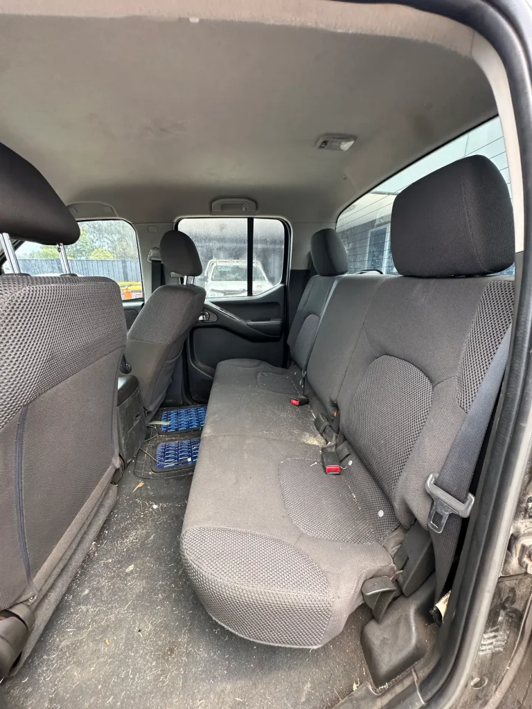 Nissan Navara 2009 Black Man Diesel