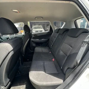 Hyundai i30cw 2010 White Auto Petrol