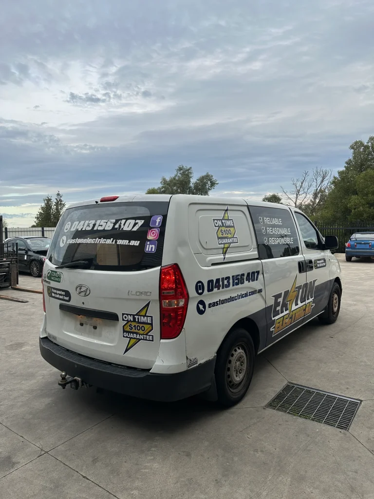 Hyundai iLoad 2010 White Auto Diesel