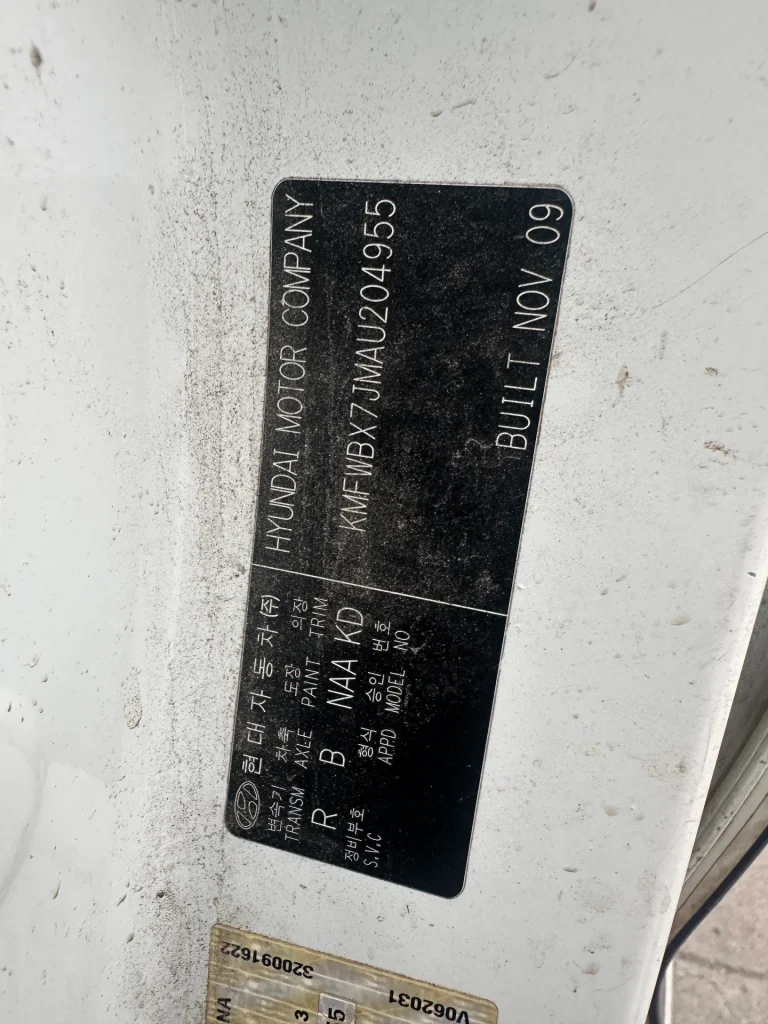 Hyundai iLoad 2010 White Auto Diesel