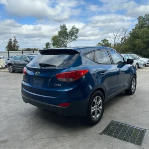 Hyundai ix35 2010 Blue Manual Petrol