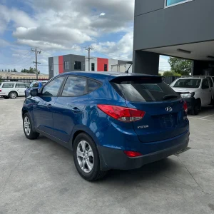Hyundai ix35 2010 Blue Manual Petrol