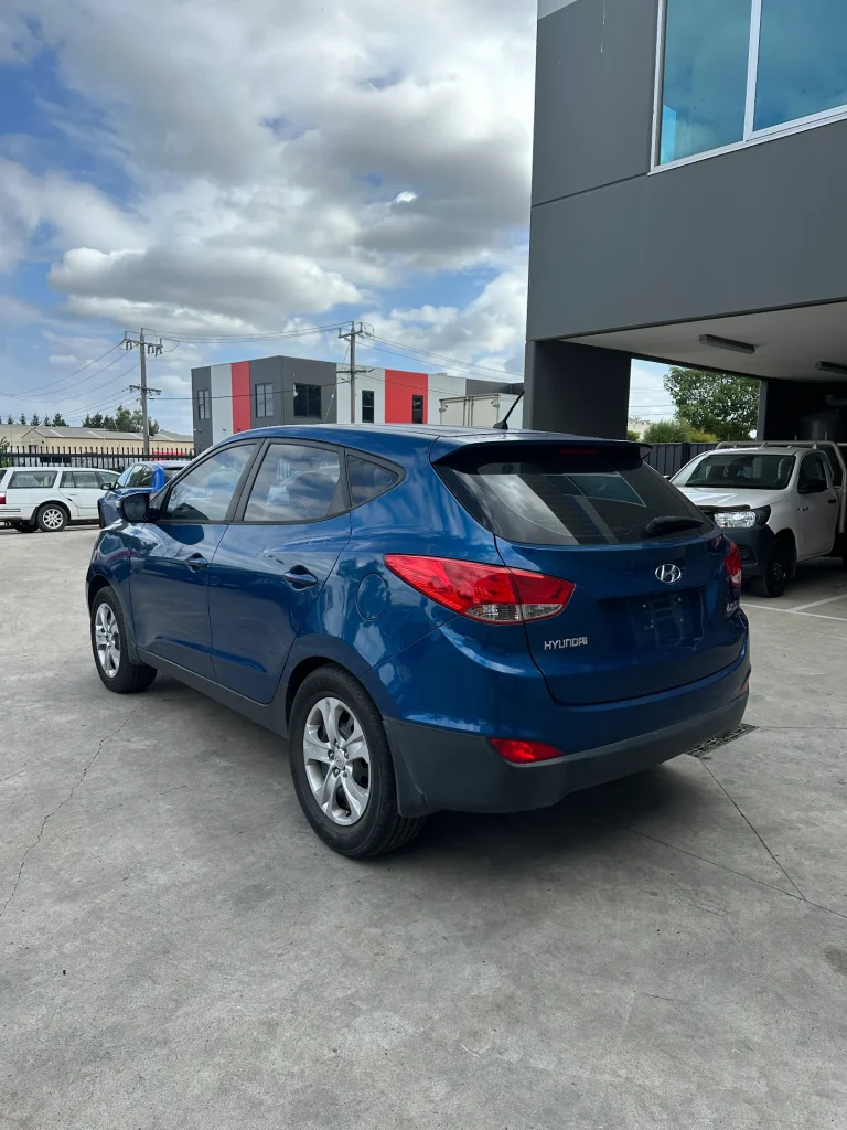 Hyundai ix35 2010 Blue Manual Petrol