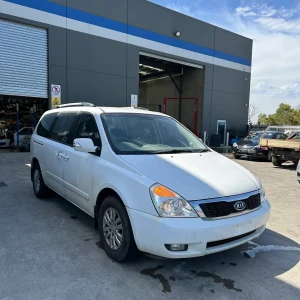 Kia Carnival 2010 White Auto Petrol