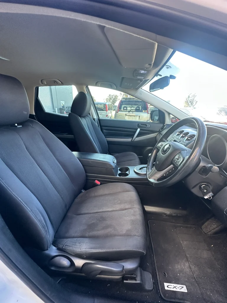 Mazda CX7 2010 White Auto Petrol