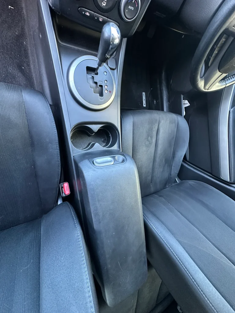 Mazda CX7 2010 White Auto Petrol