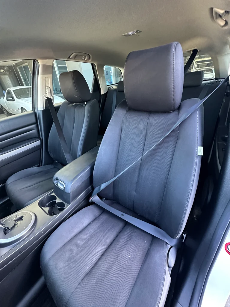 Mazda CX7 2010 White Auto Petrol