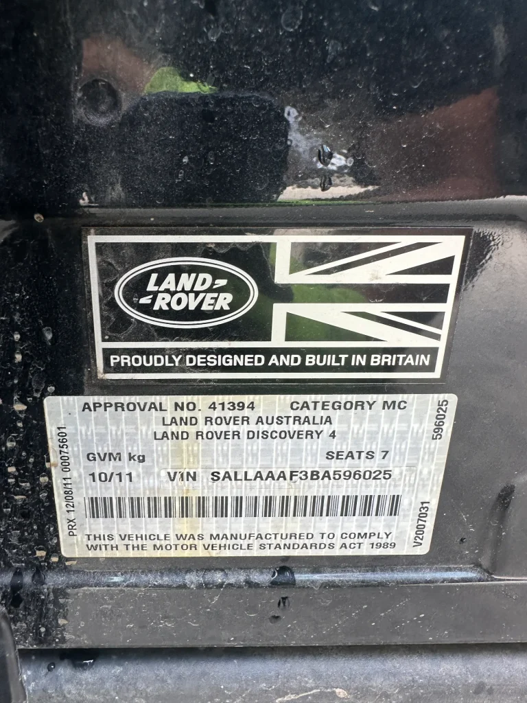 Land rover Discovery 2011 Black Man Diesel