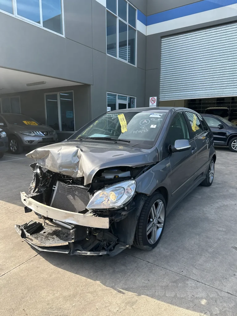 Mercedes Benz B180 2011 Grey Auto Petrol