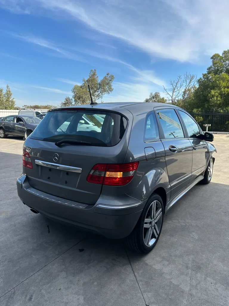 Mercedes Benz B180 2011 Grey Auto Petrol