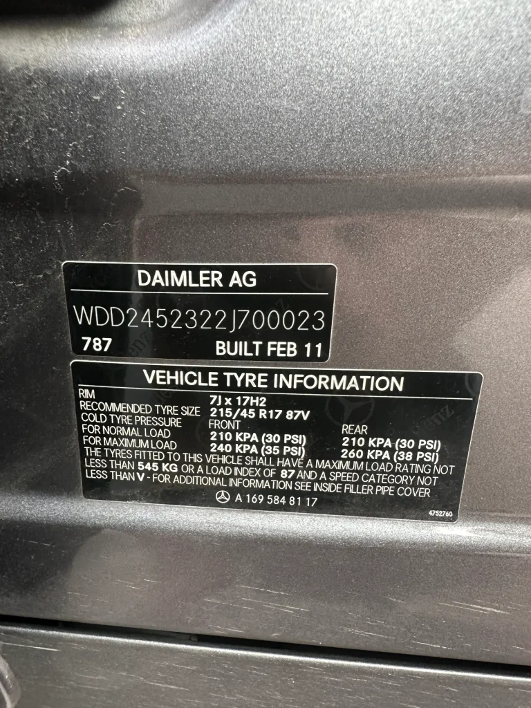 Mercedes Benz B180 2011 Grey Auto Petrol