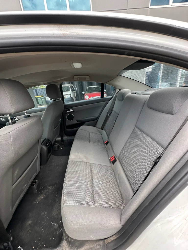 Holden Commodore 2012 White Auto Lpg