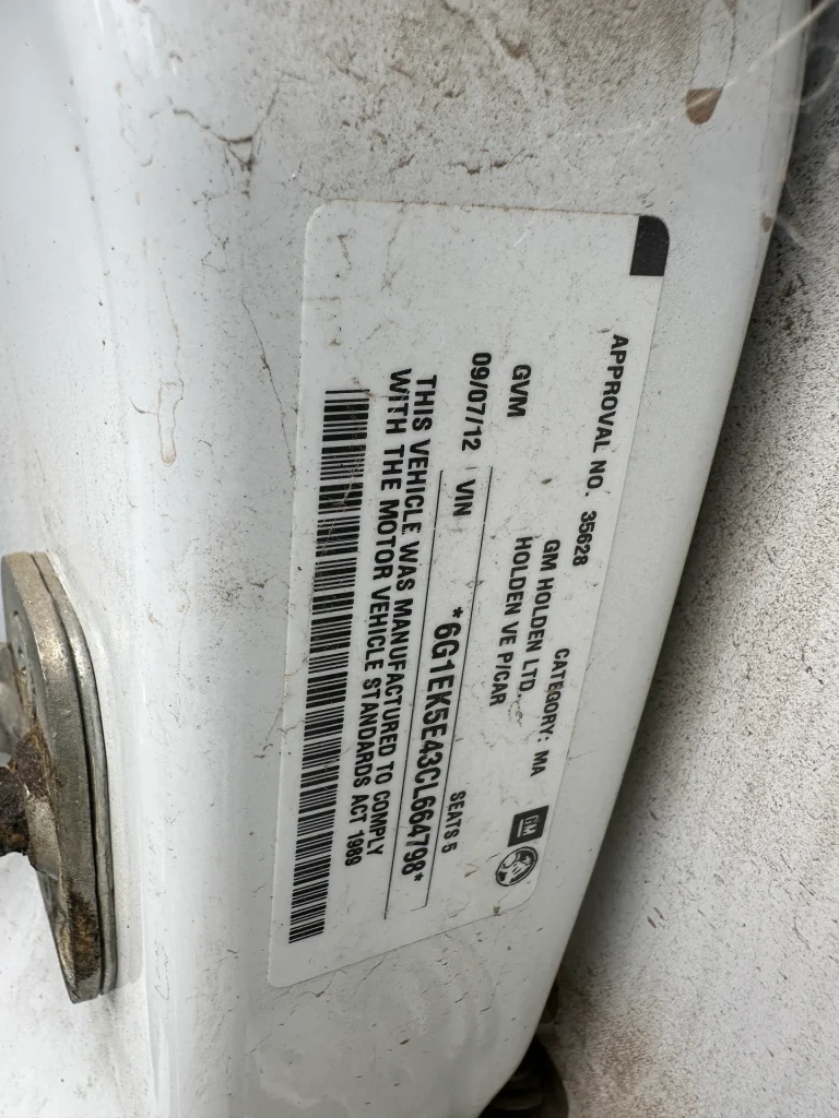 Holden Commodore 2012 White Auto Lpg