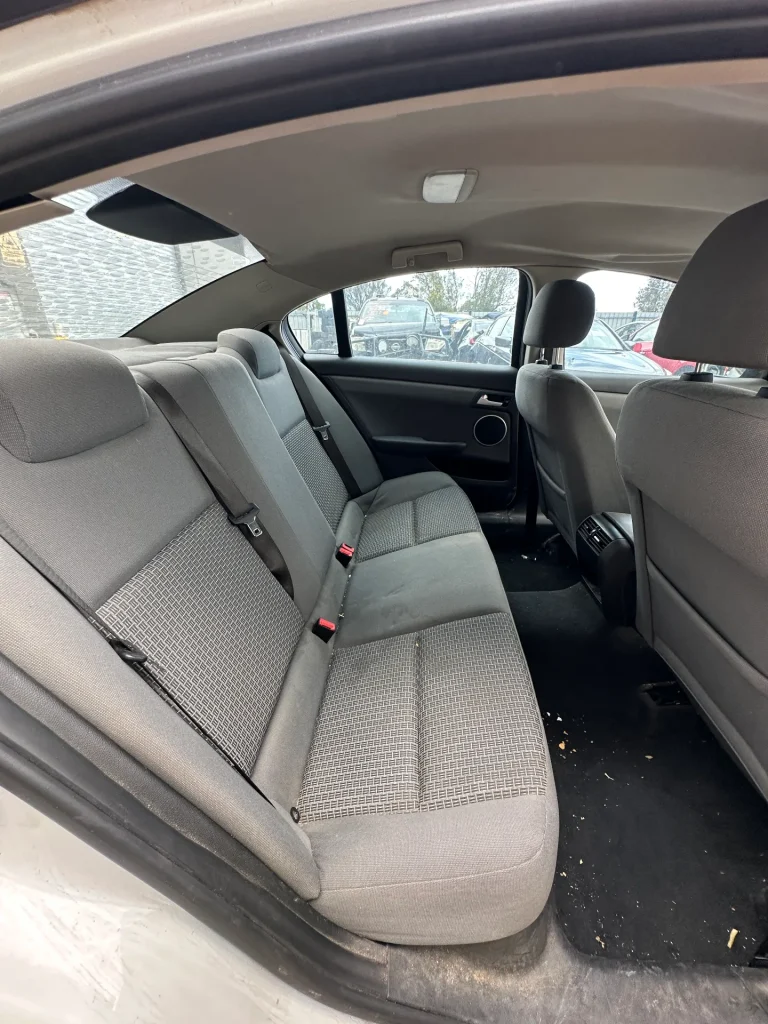 Holden Commodore 2012 White Auto Lpg