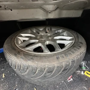 Holden Commodore 2012 White Auto Lpg