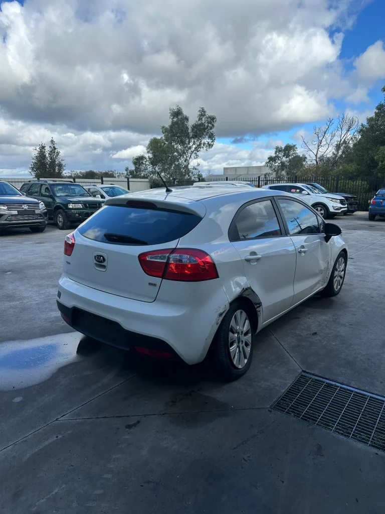 Kia Rio 2012 White Auto Petrol