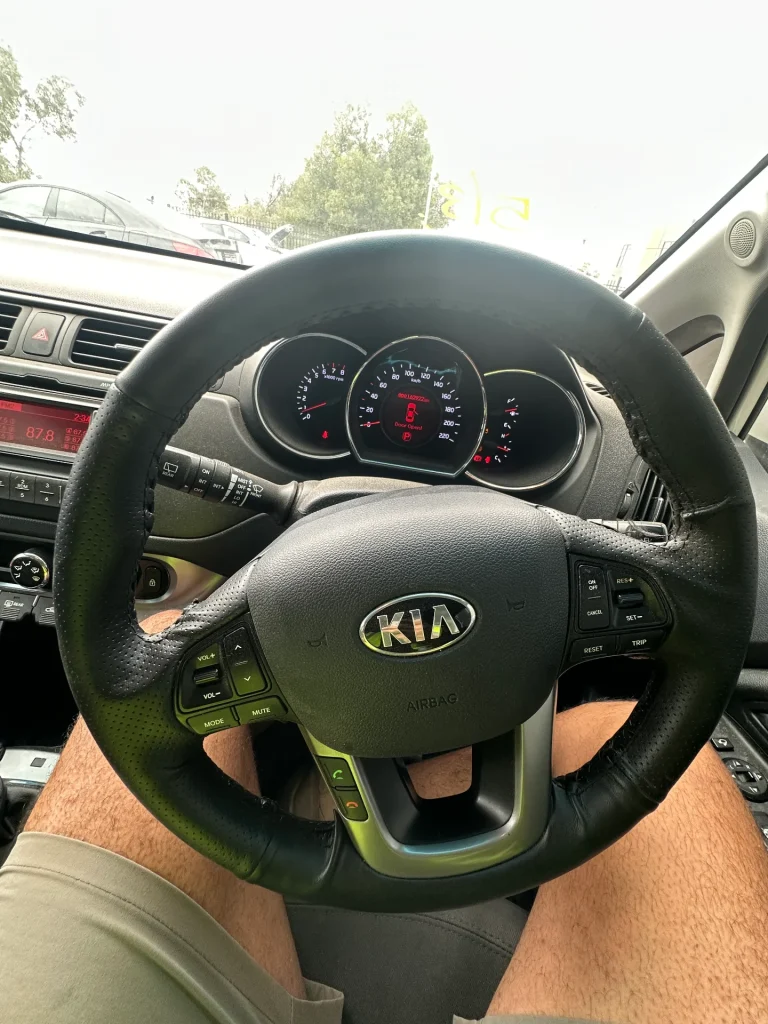 Kia Rio 2012 White Auto Petrol