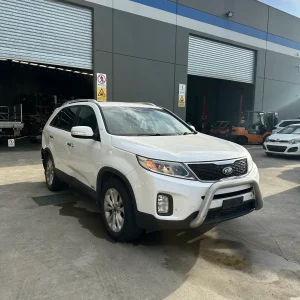 Kia Sorento 2012 White Auto Diesel