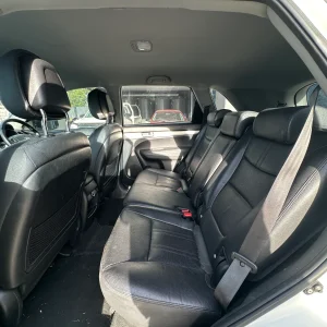 Kia Sorento 2012 White Auto Diesel