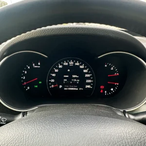 Kia Sorento 2012 White Auto Diesel