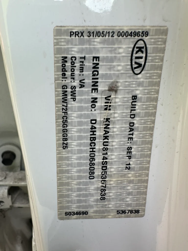 Kia Sorento 2012 White Auto Diesel