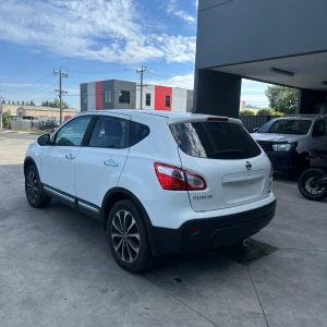 Nissan Dualis 2012 White Auto Petrol