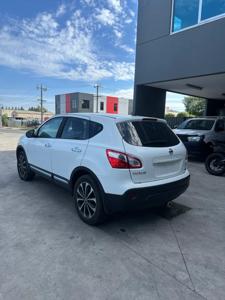 Nissan Dualis 2012 White Auto Petrol