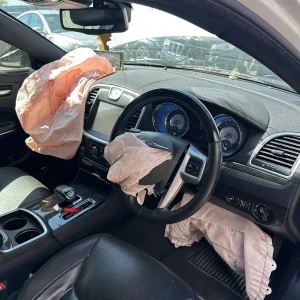 Chrysler 300c 2013 White Auto Petrol