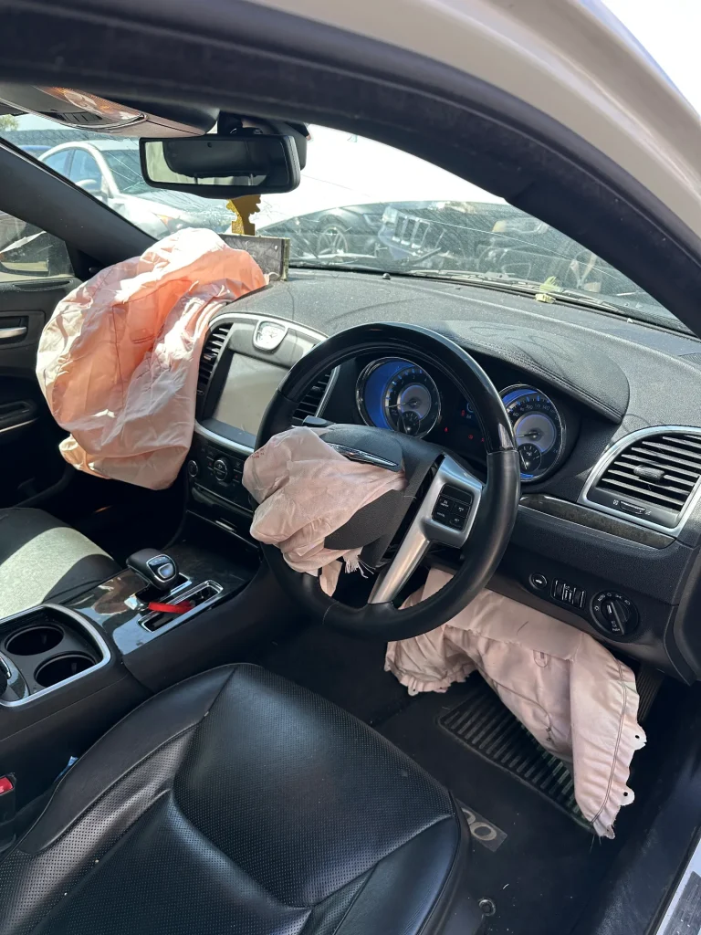 Chrysler 300c 2013 White Auto Petrol