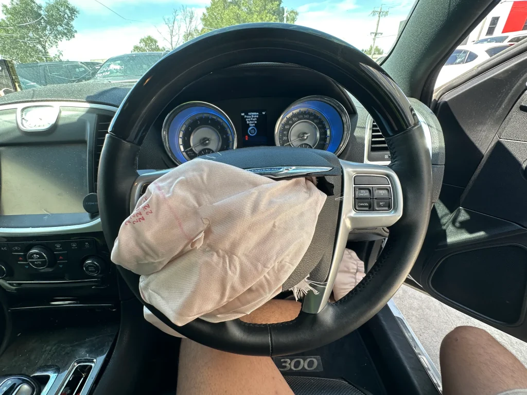 Chrysler 300c 2013 White Auto Petrol