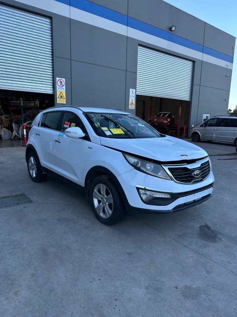 Kia Sportage 2013 White Auto Diesel