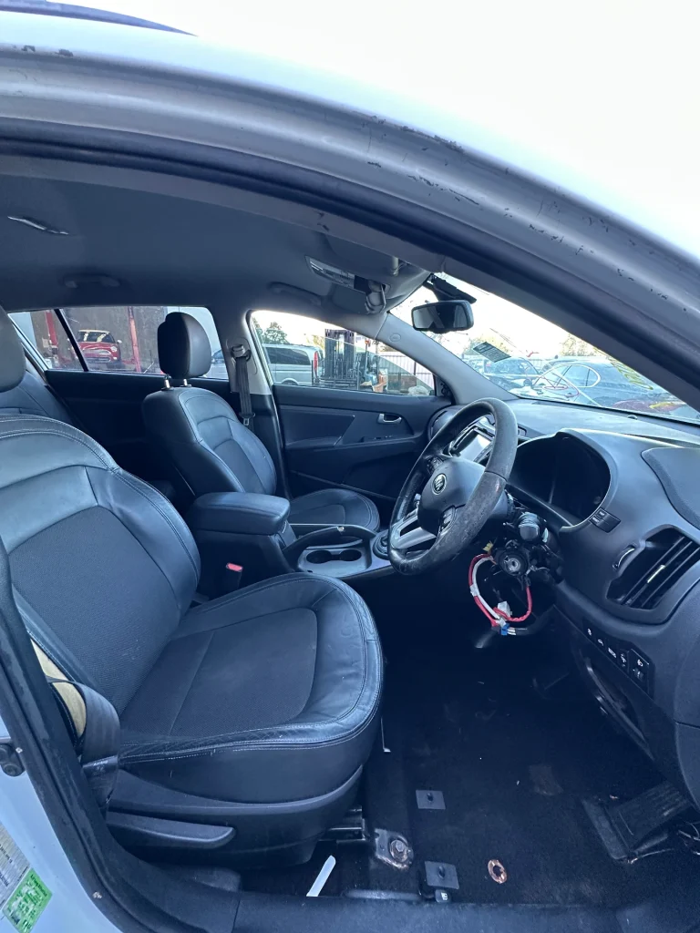 Kia Sportage 2013 White Auto Diesel