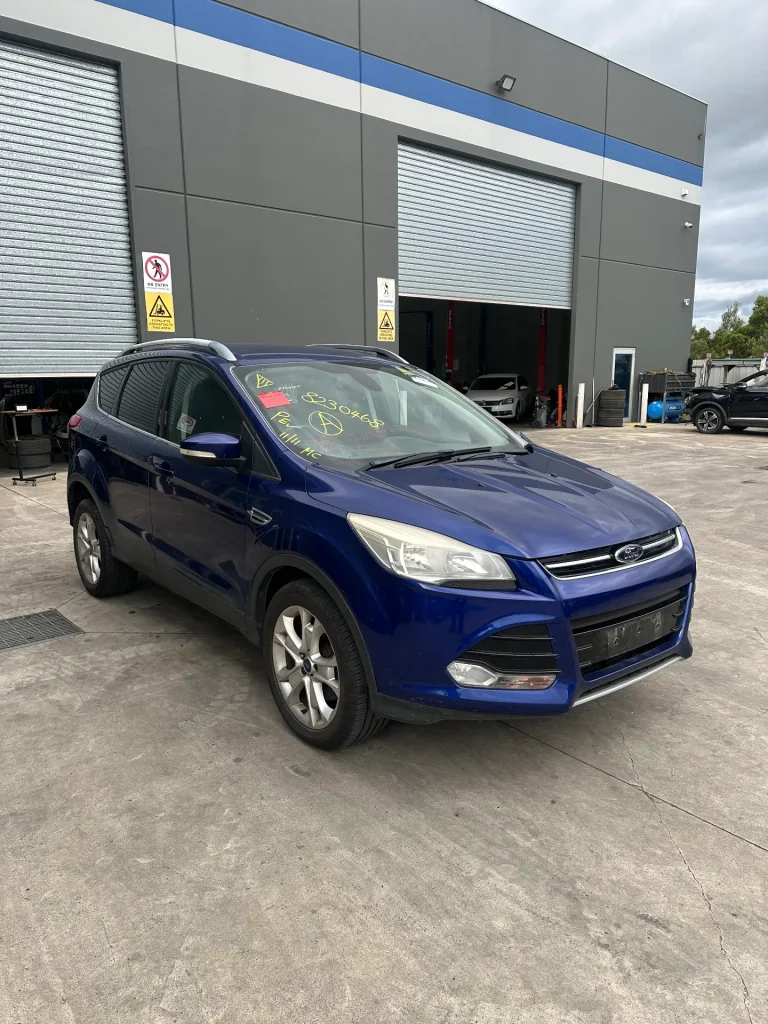 Ford Kuga 2014 Blue Auto Petrol