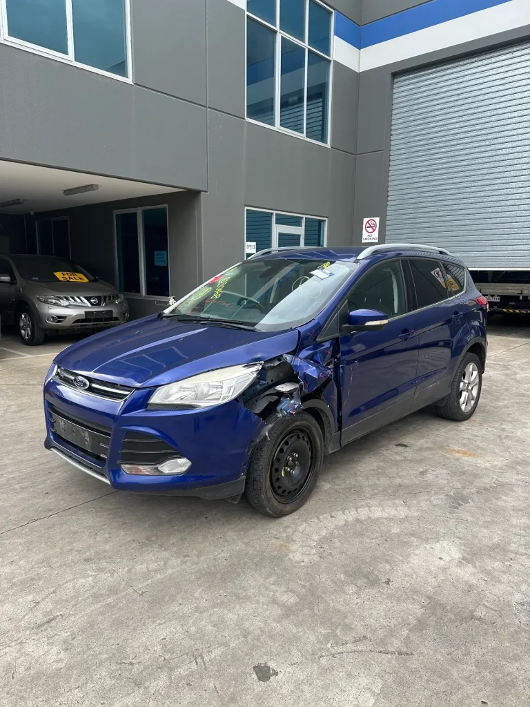 Ford Kuga 2014 Blue Auto Petrol