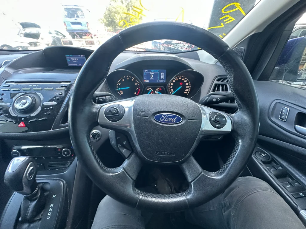 Ford Kuga 2014 Blue Auto Petrol