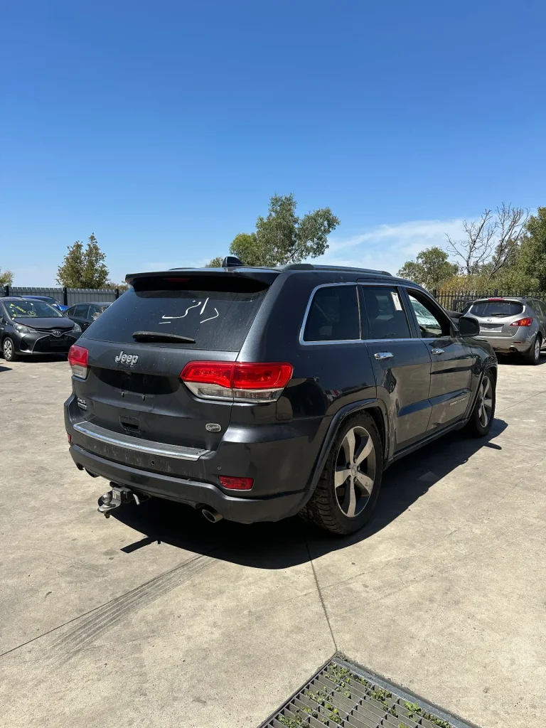 Jeep Cherokee 2014 Grey Auto Diesel