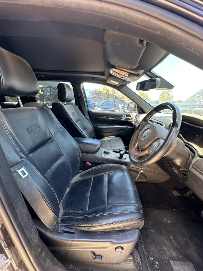 Jeep Cherokee 2014 Grey Auto Diesel