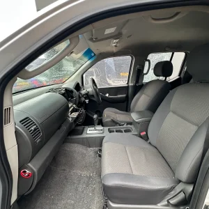 Nissan Navara 2014 Silver Auto Diesel