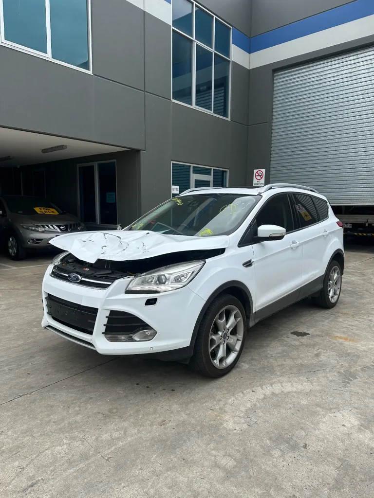 Ford Kuga 2015 White Auto Petrol