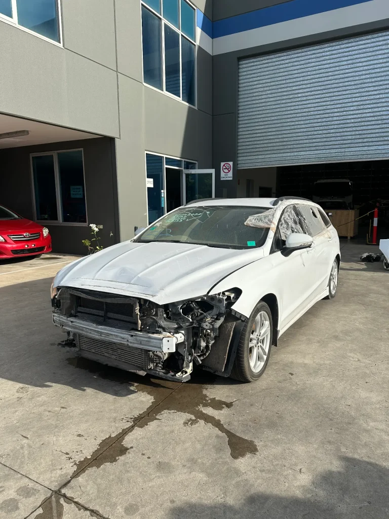 Ford Mondeo 2015 White Auto Diesel