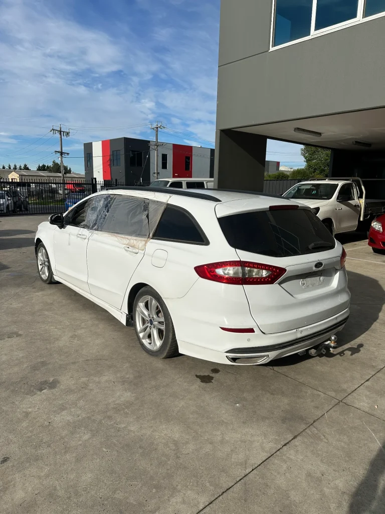 Ford Mondeo 2015 White Auto Diesel