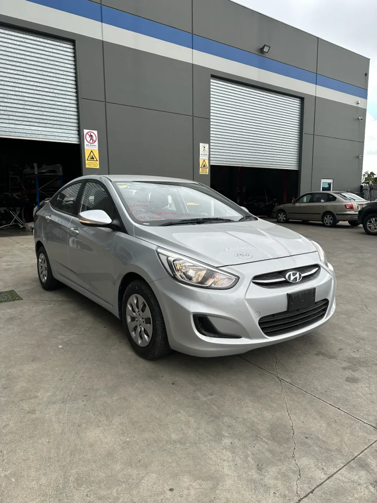 Hyundai Accent 2015 Silver Auto Petrol