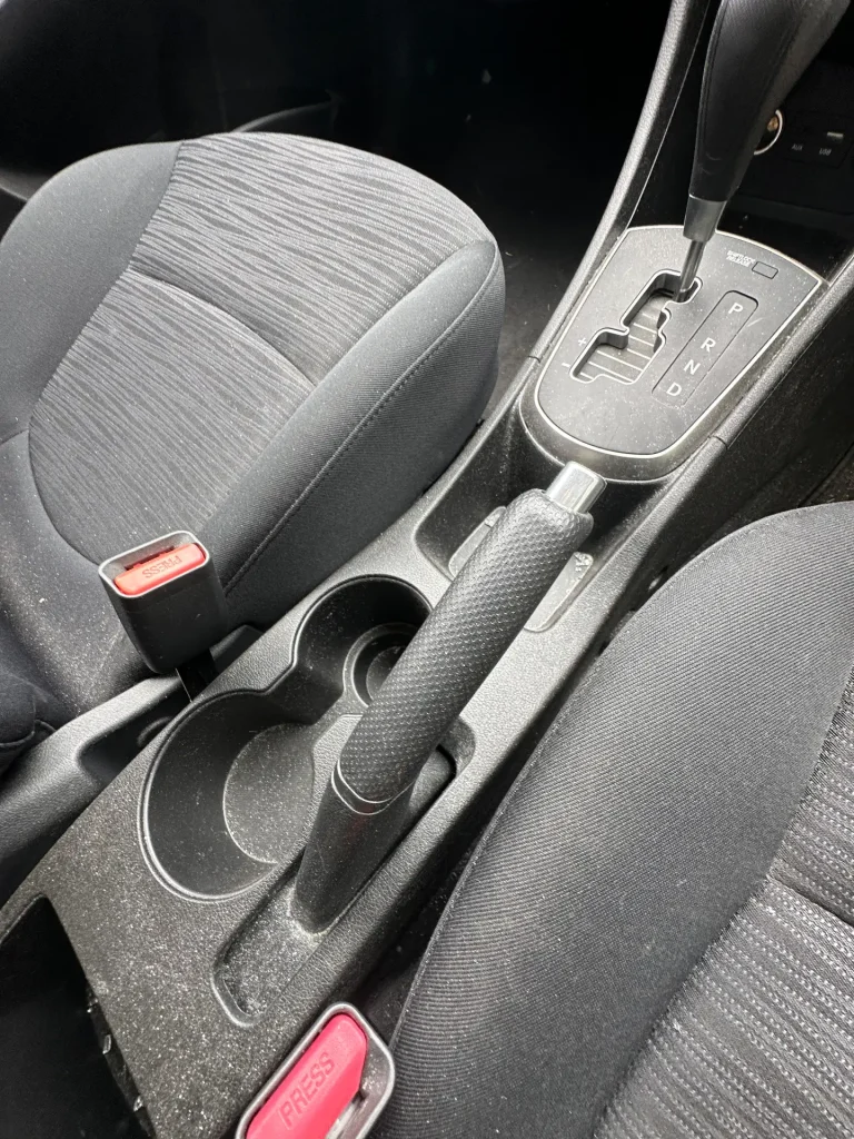 Hyundai Accent 2015 Silver Auto Petrol
