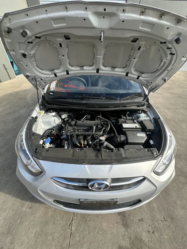 Hyundai Accent 2015 Silver Auto Petrol