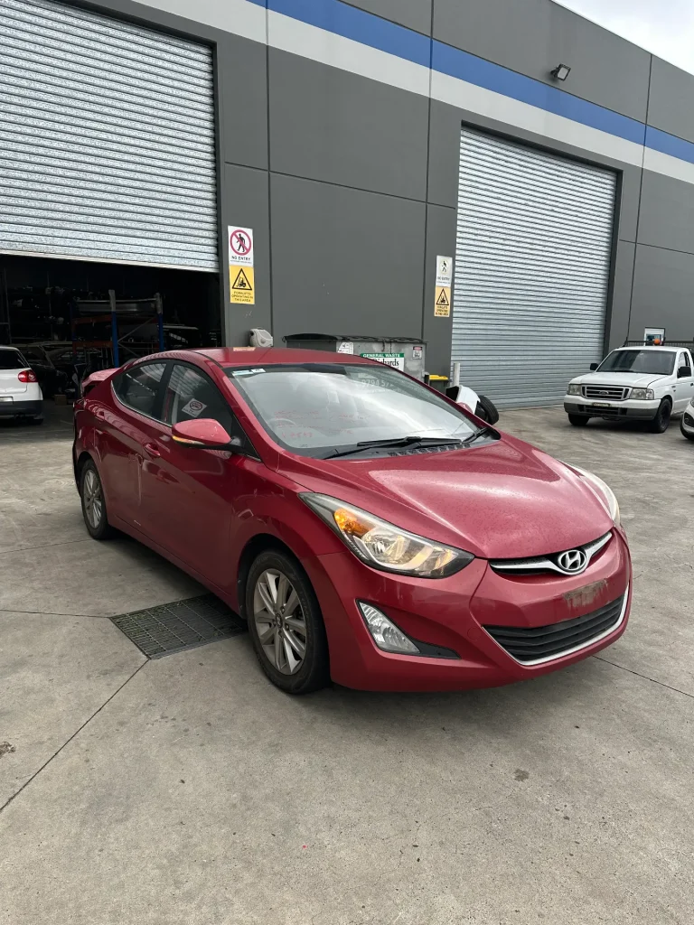 Hyundai Elantra 2015 Red Auto Petrol