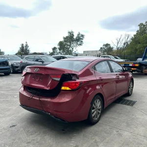 Hyundai Elantra 2015 Red Auto Petrol