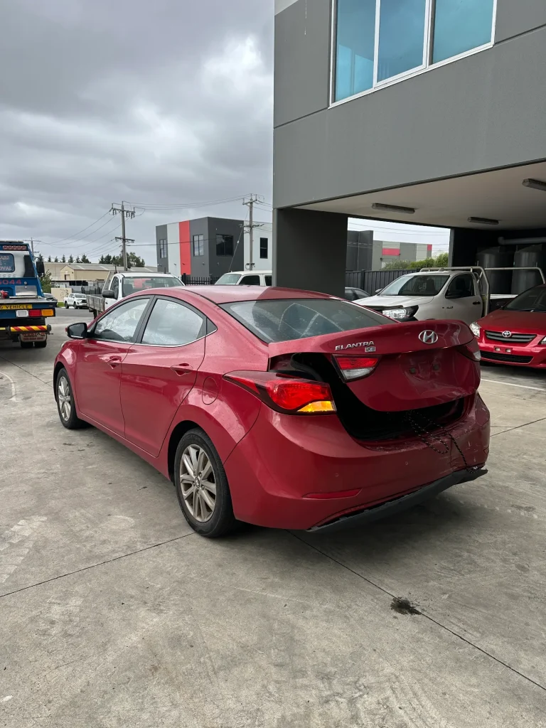 Hyundai Elantra 2015 Red Auto Petrol