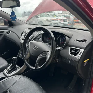 Hyundai Elantra 2015 Red Auto Petrol