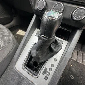 Skoda Octavia 2015 White Auto Petrol