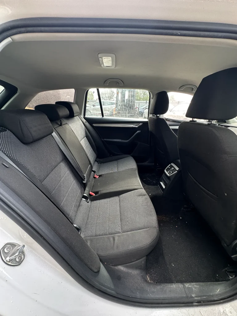 Skoda Octavia 2015 White Auto Petrol